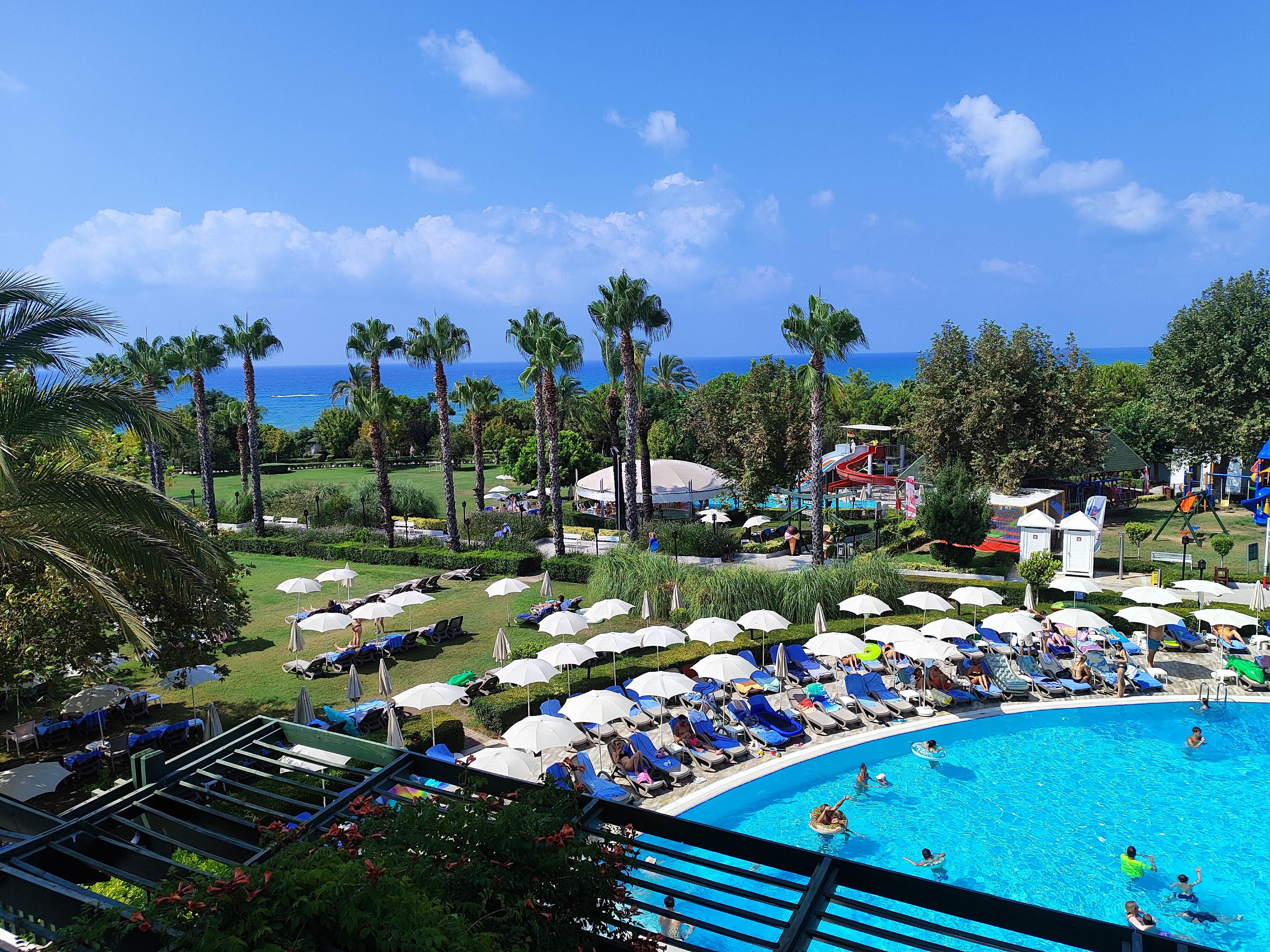 Trendy Aspendos Beach-泳池