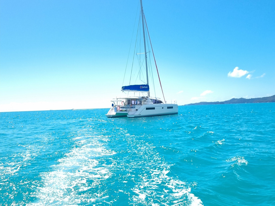 Whitsunday Rent A Yacht-艾尔利滩必去景点