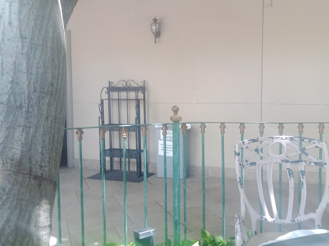 萨菲皇家豪华酒店主图