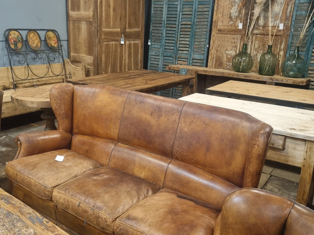 Antic Village-la Bisbal d'Emporda必去景点