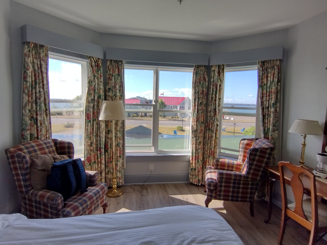 Loyalist Country Inn & Conference Centre主图