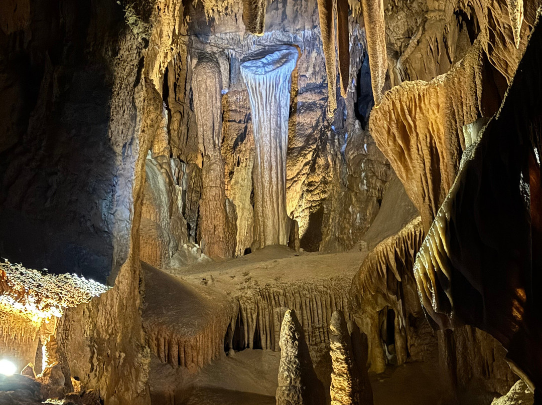 Grand Caverns-Grottoes必去景点