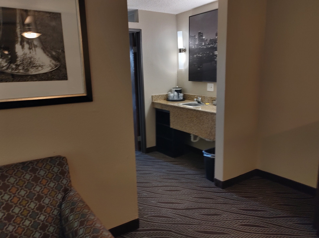 Best Western Plus Galleria Inn & Suites主图