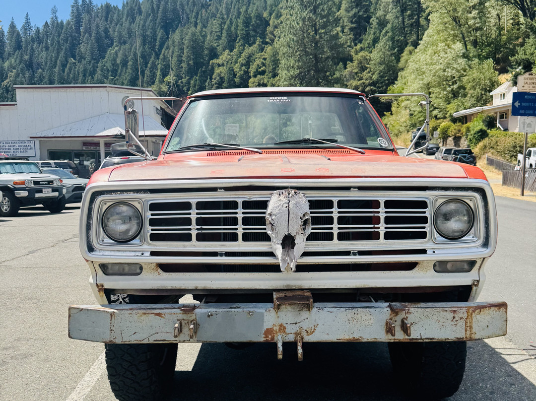 Riverside Mountain Lodge主图