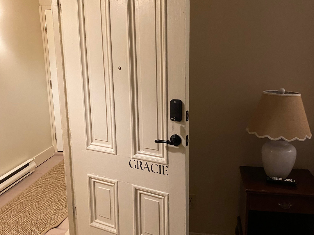 The Cooper's Inn主图