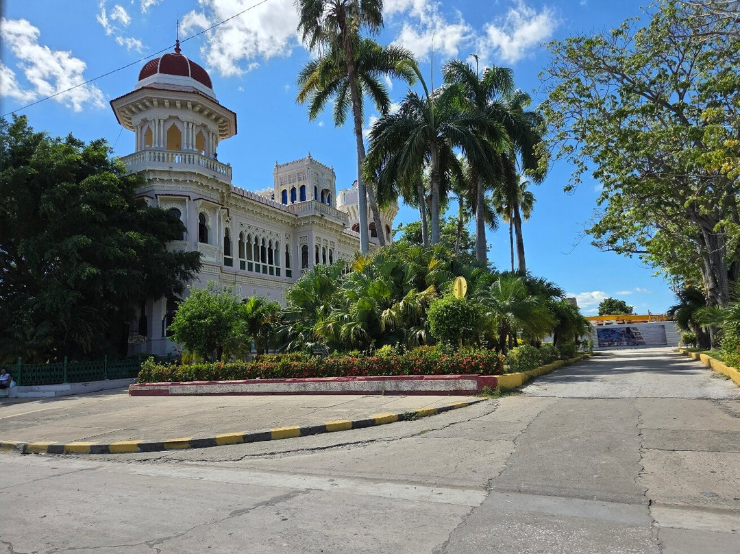 Palacio de Valle-西恩富戈斯必去景点