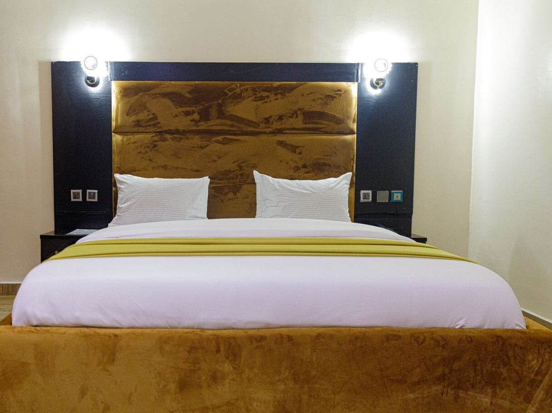 Vizit Hotel & Suites
