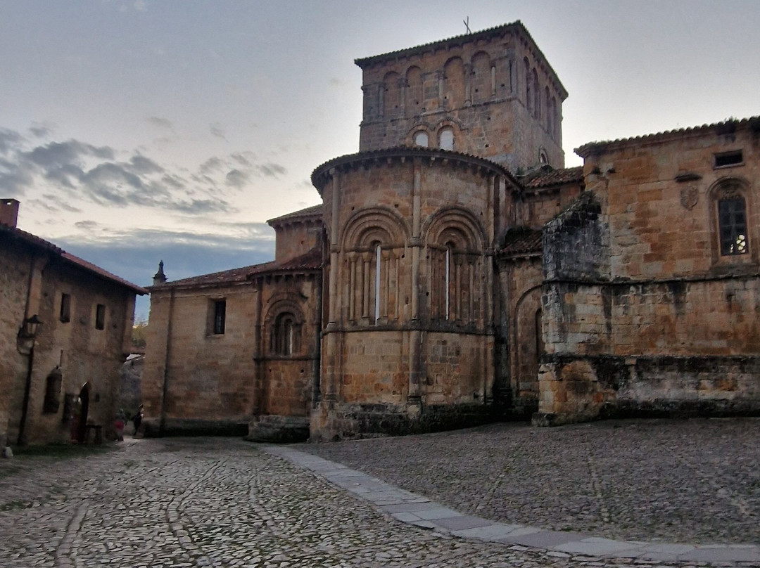 Colegiata De Santillana Del Mar-海边的散提亚拿必去景点