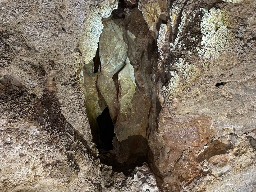 Grand Canyon Caverns-皮奇斯普林斯必去景点