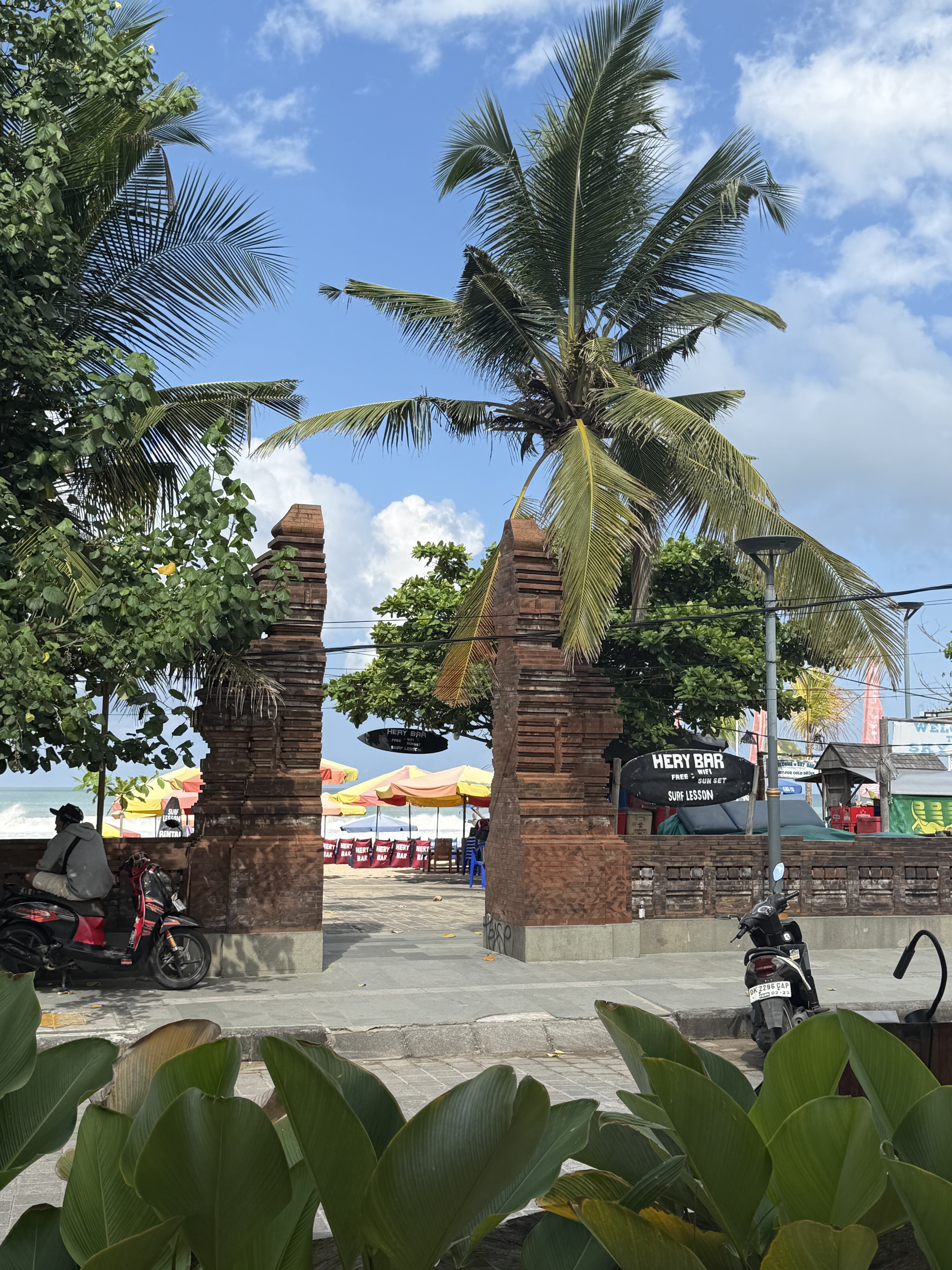 巴厘岛邦达套房酒店-官方