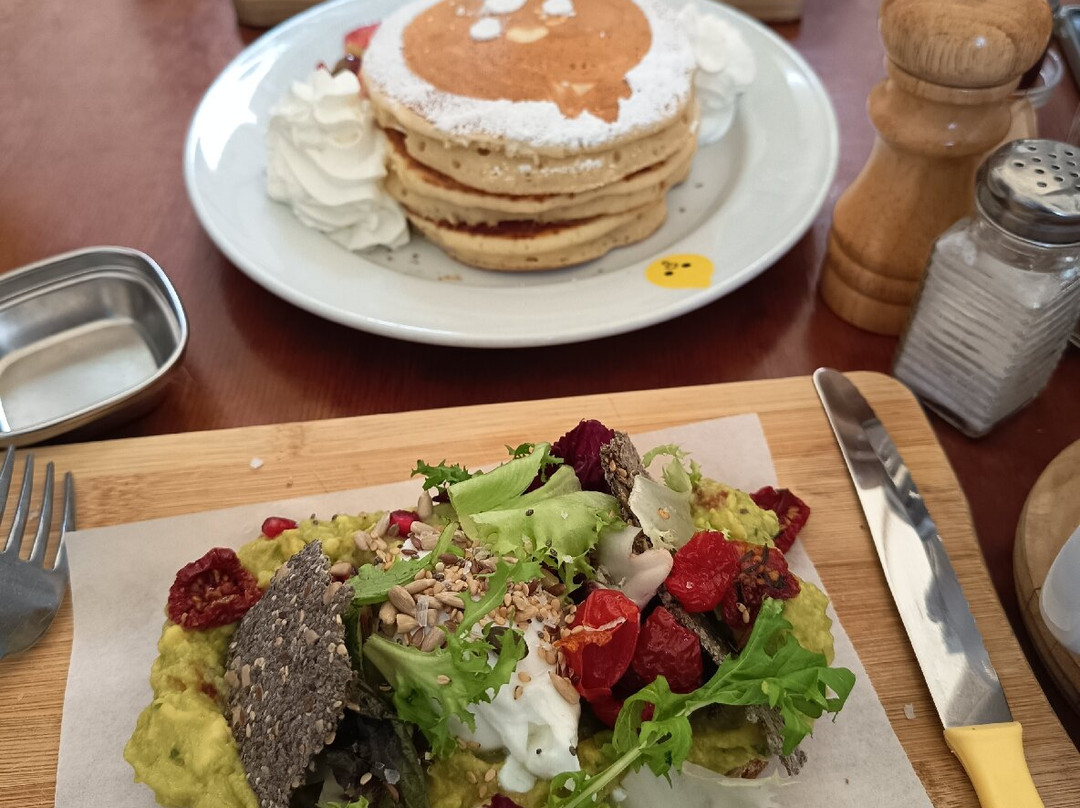 Billy Brunch & Lounge