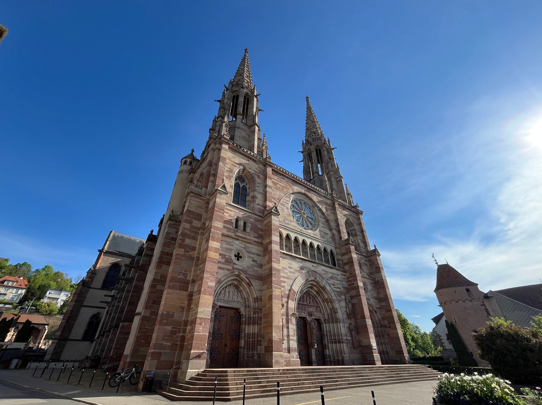 Église Saints Pierre et Paul-奥贝奈必去景点