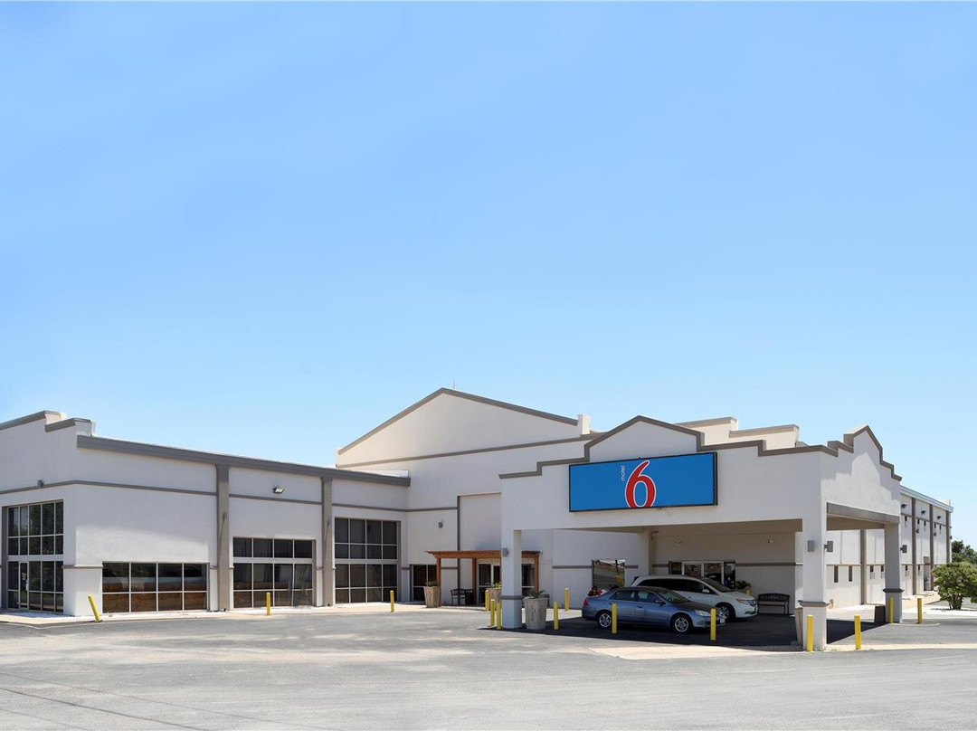 Motel 6 - Snyder, TX