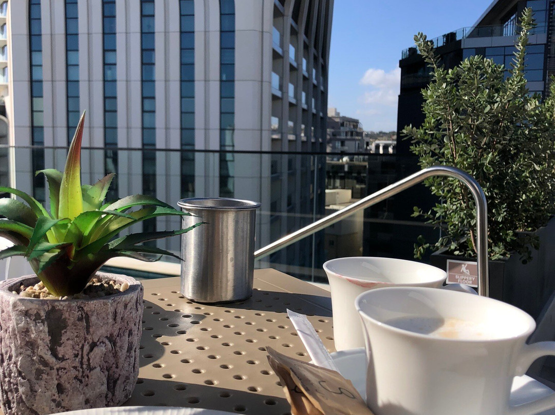 VITA Hotel & Rooftop