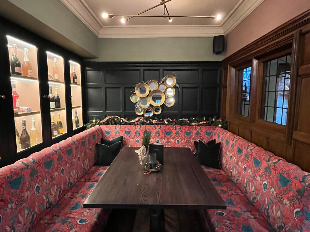 The Pine Marten, By Innkeeper's Collection主图