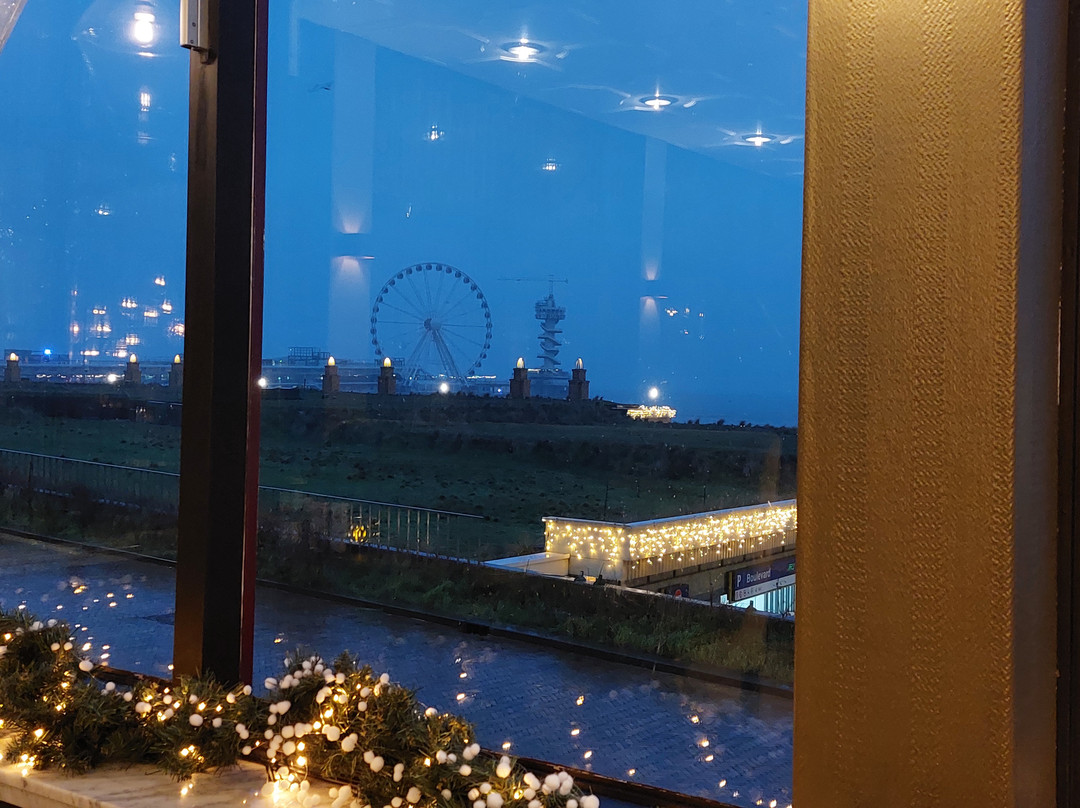 Strandhotel Scheveningen主图