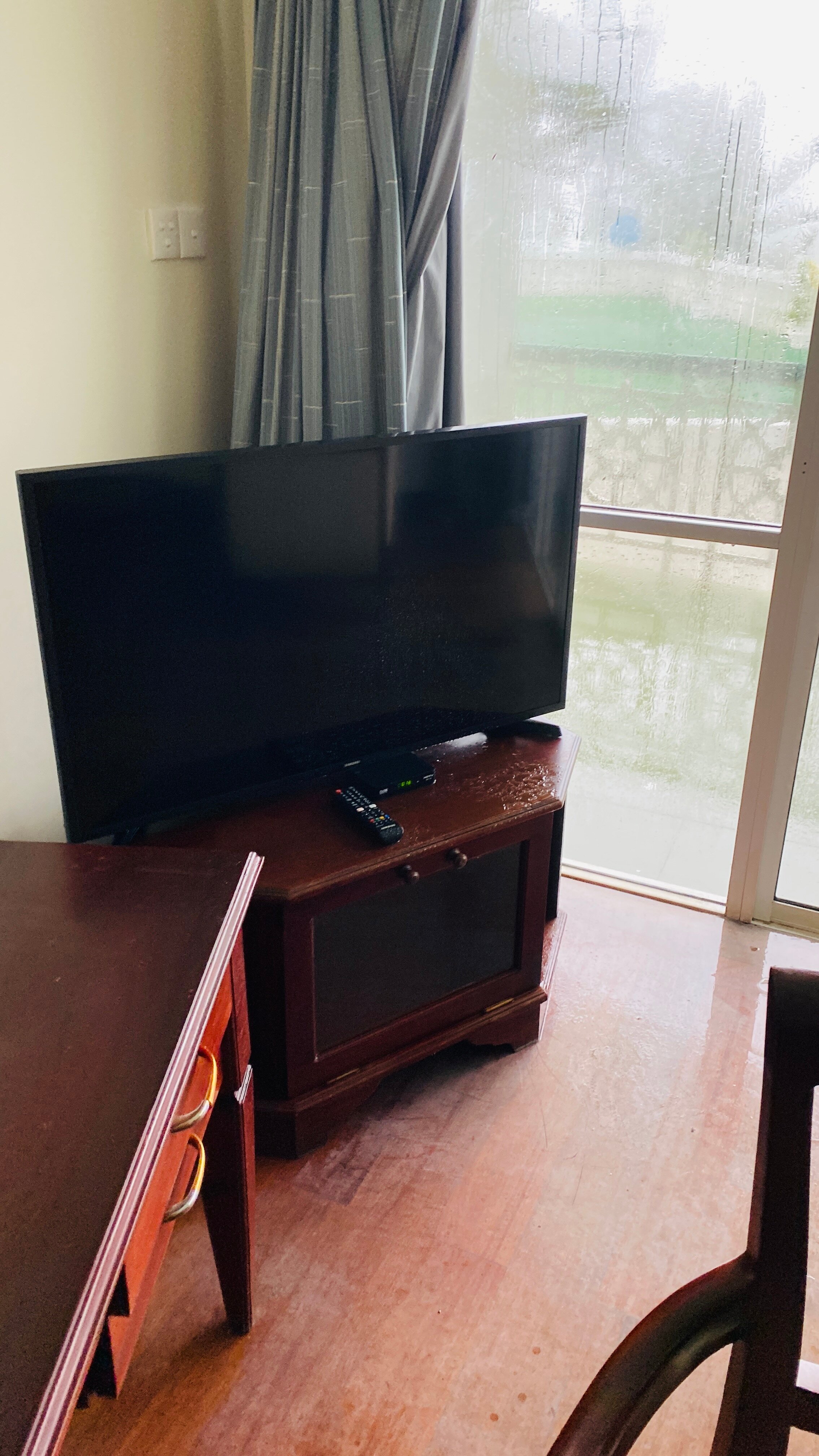 芒特拉维尼亚酒店-官方