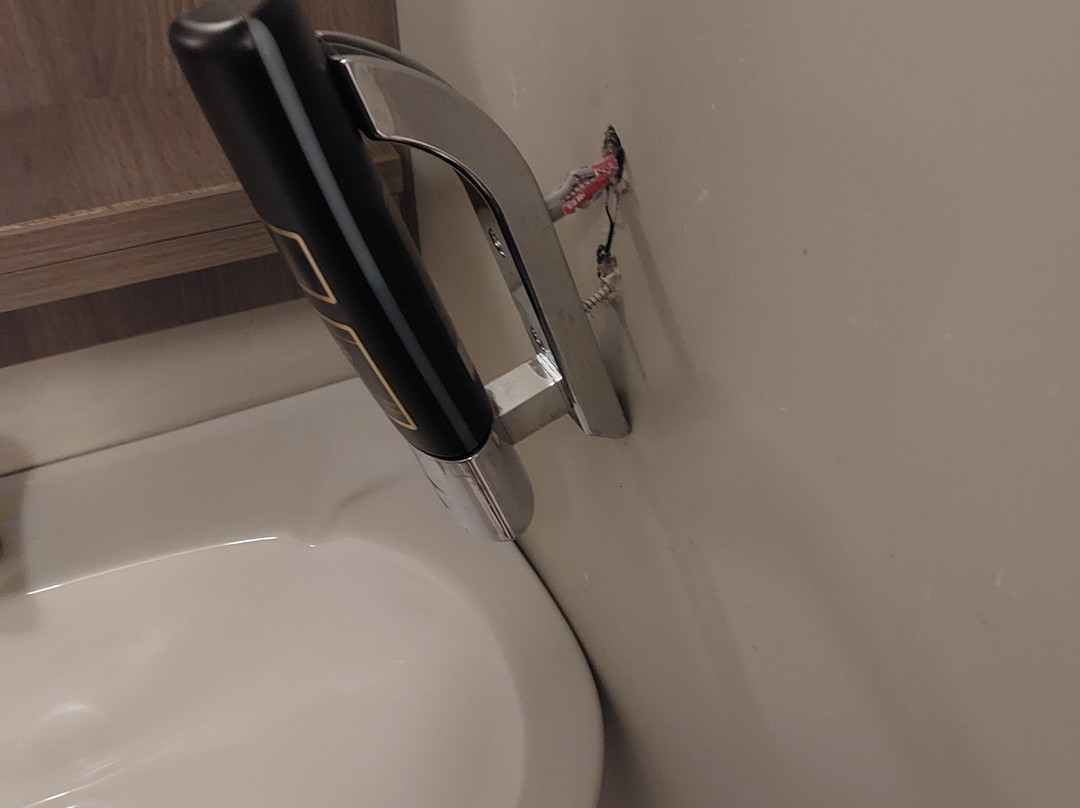 尹杜斯特里酒店主图