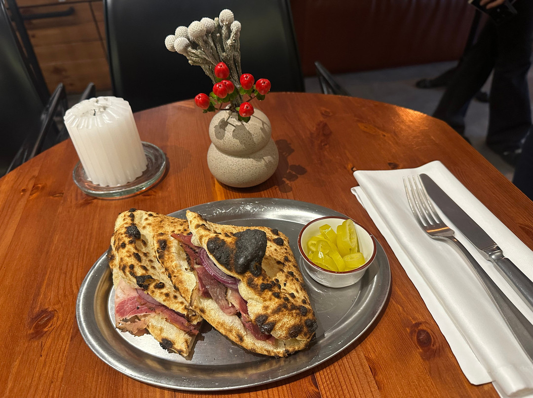 Urban Gastro & Wine Bar