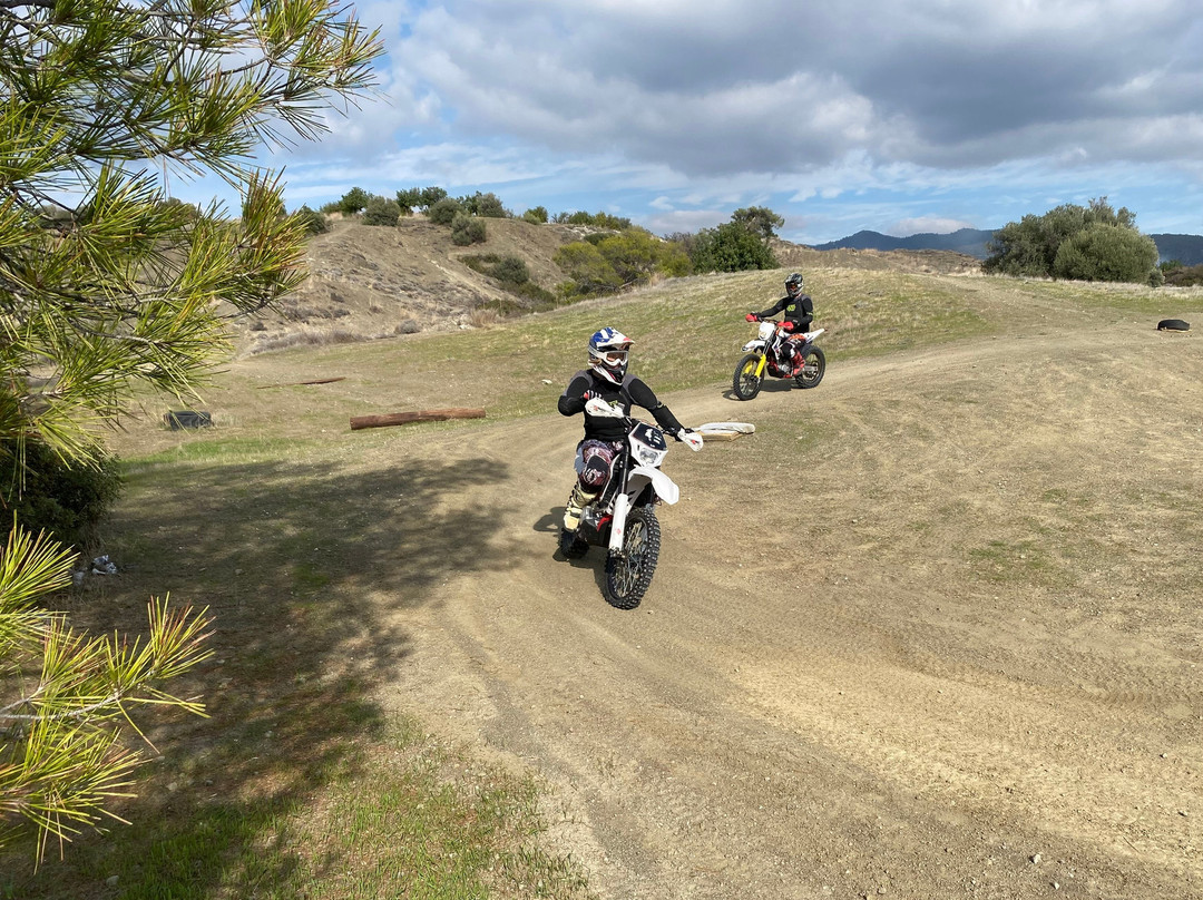 Exclaim Enduro Tours-Parekklisia必去景点