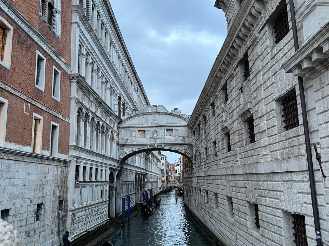 贝斯特韦斯特特里托尼酒店主图