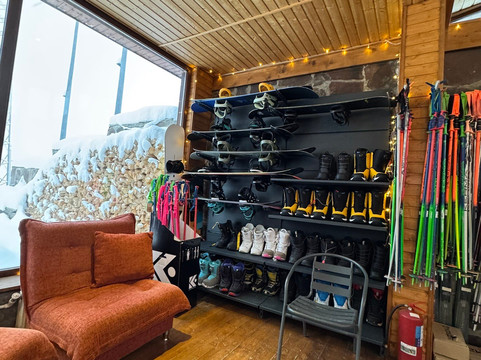 GoodAura Ski Rental-古道里必去景点