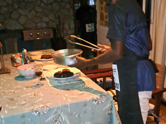 Foxy Crocodile Bush Lodge & Kruger Safaris主图