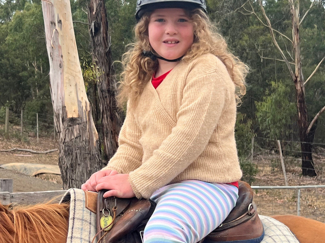 Spring Creek Horse Rides-贝尔布拉必去景点