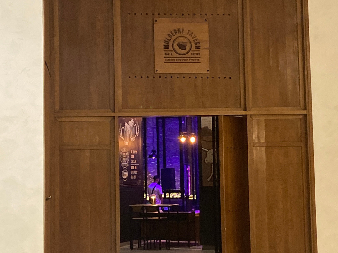 Mulberry Tavern