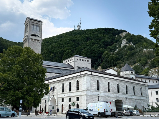 Sanctuary of Montevergine-Mercogliano必去景点