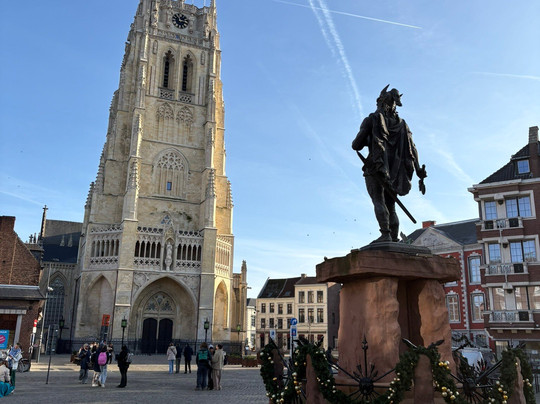 Eburon Hotel - Different Hotels主图