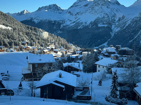 吉斯班酒店主图