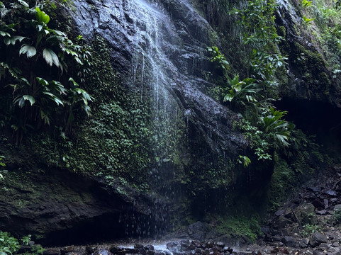 Cascade Couleuvre-Le Precheur必去景点