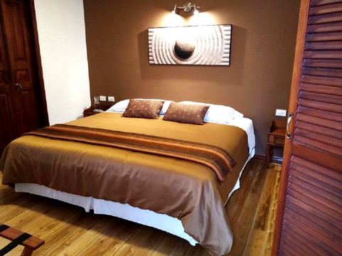 厄瓜宝藏历史中心酒店主图