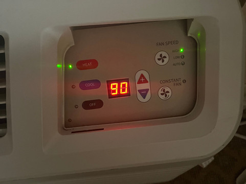 凯艺套房酒店主图