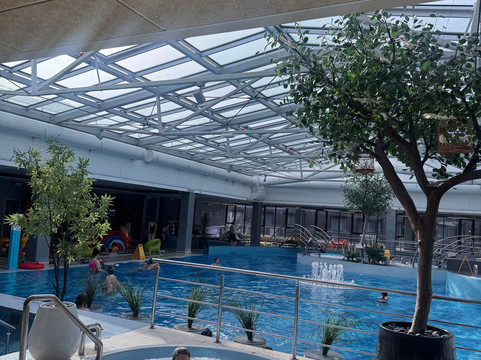 V温泉会议酒店主图