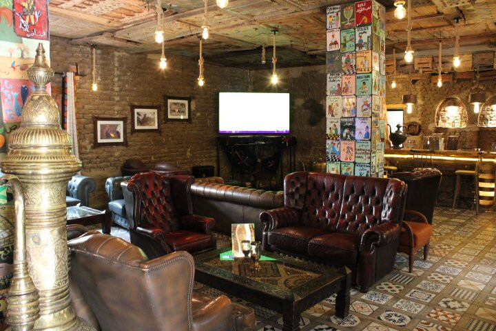 夏露卡阿尔方德古堡酒店主图