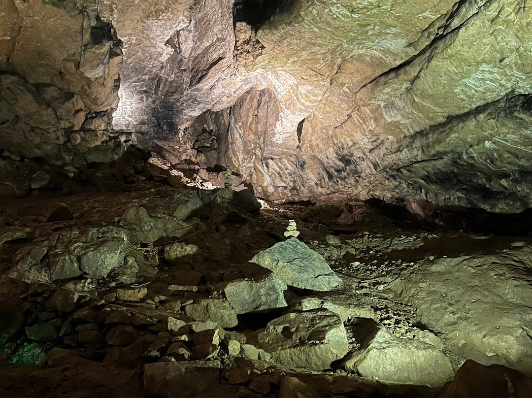 Peak Cavern-Castleton必去景点
