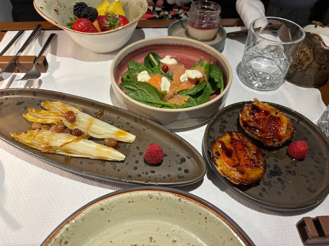 加布里埃拉庭院酒店主图