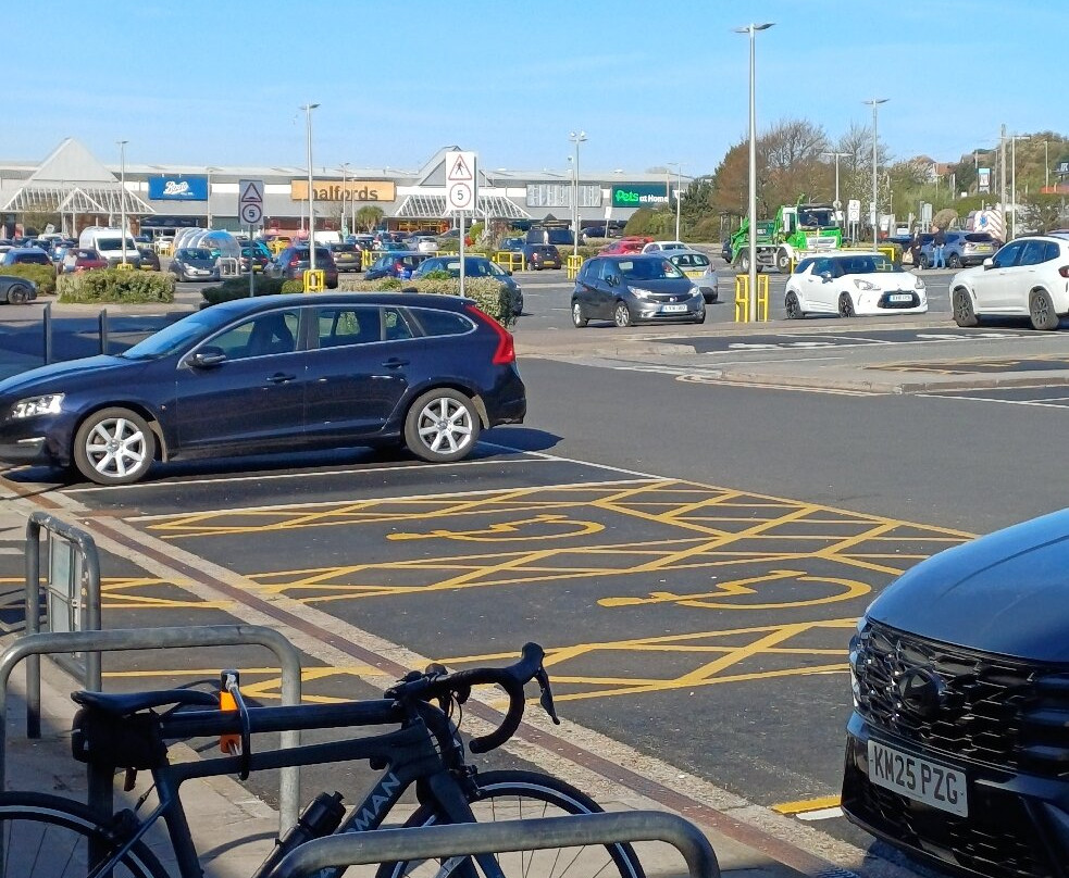 Ravenside Retail & Leisure Park