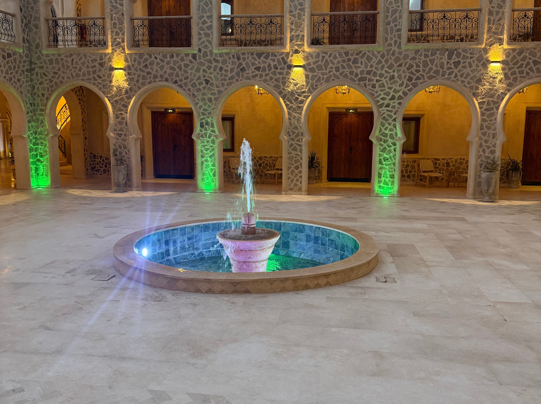 Nasser Palace Suites & Spa主图