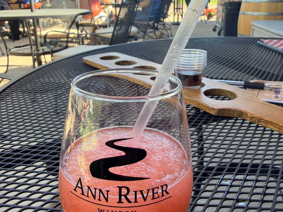 Ann River Winery-Mora必去景点