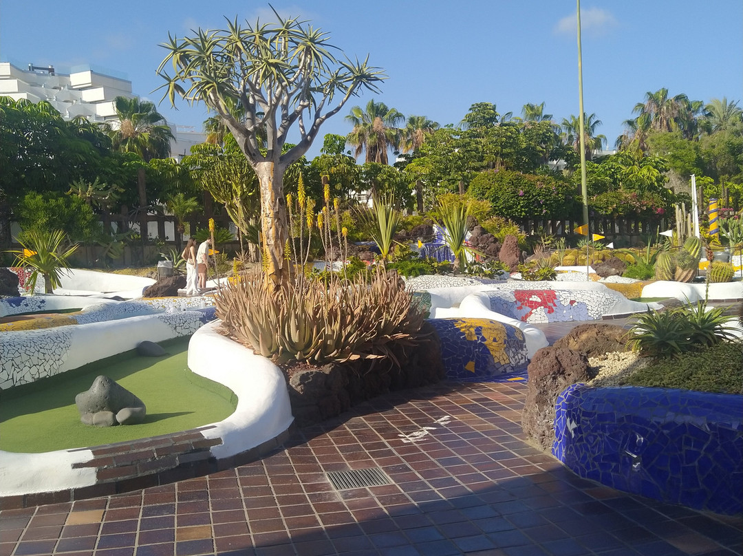 Parque Santiago Mini Golf-美洲海滩必去景点
