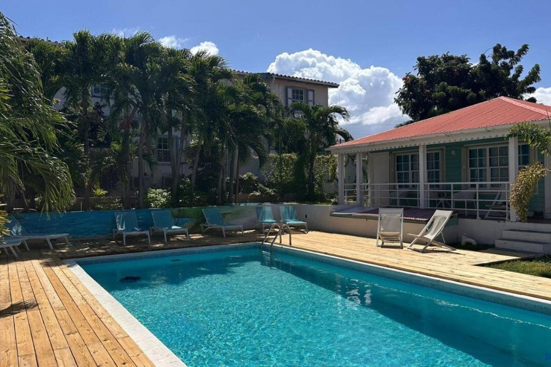 Talk of the Town Inn & Suites