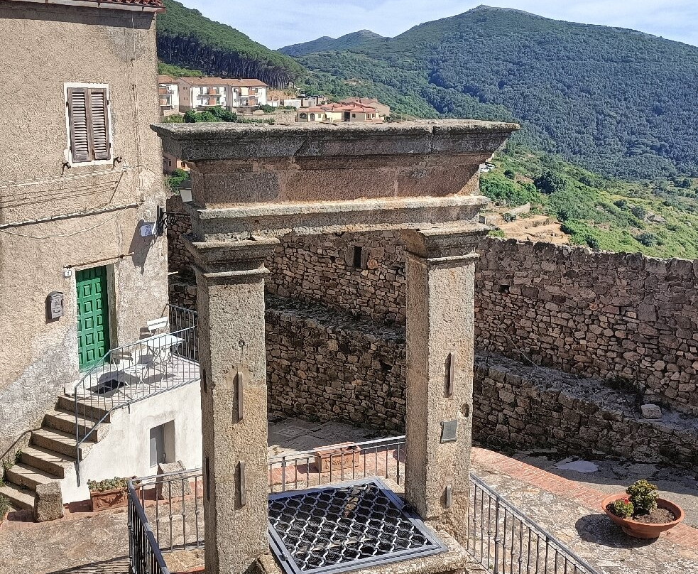 Giglio Castello-托斯卡纳必去景点