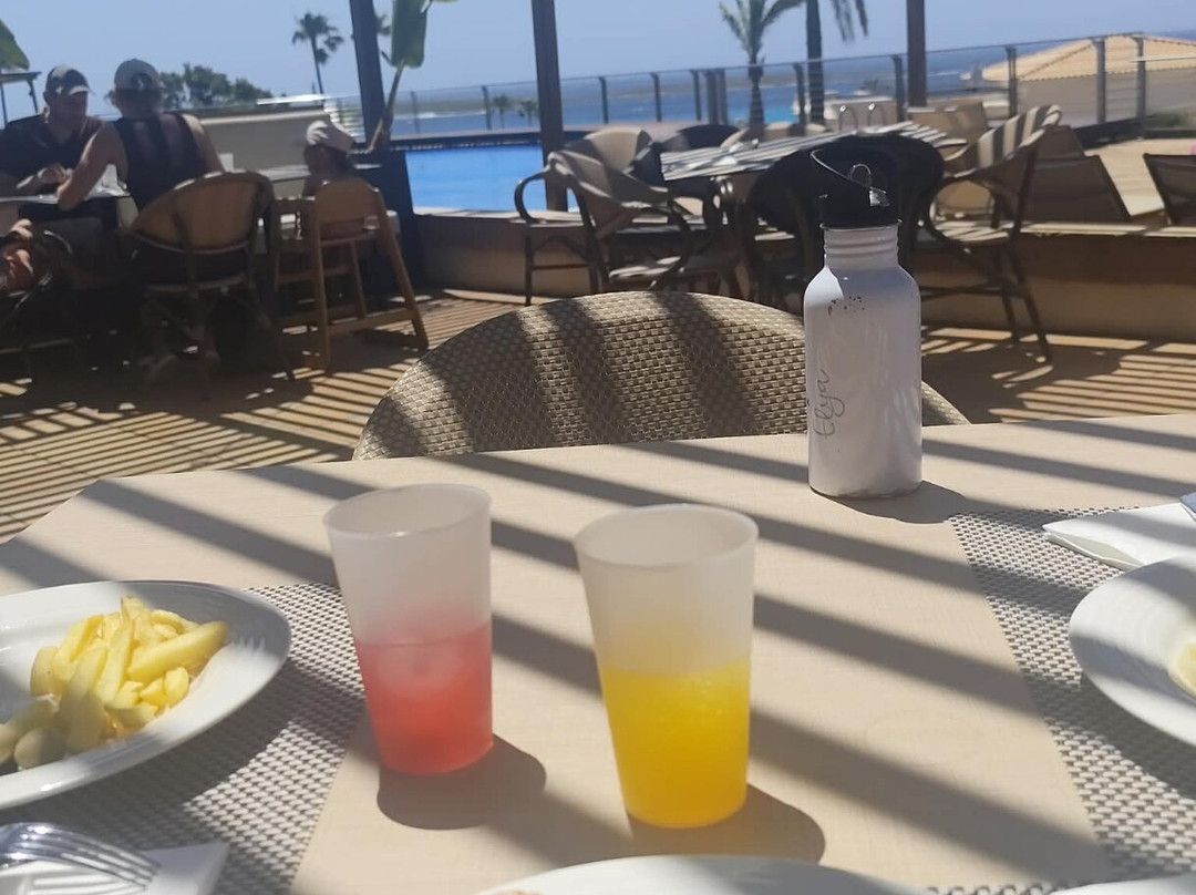 音索特蓬普瑞玛度假酒店主图