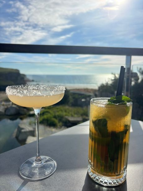斯卡利特酒店-旅行者
