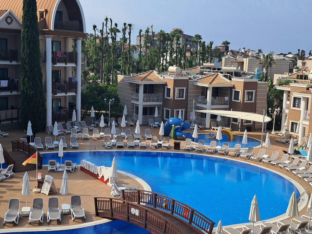 Quattro Family Club Dem Hotel主图