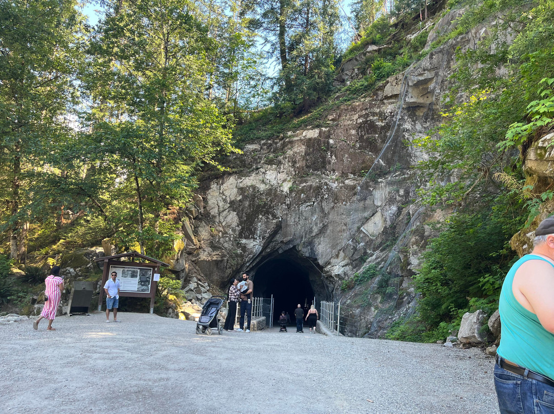Othello Tunnels-霍普必去景点