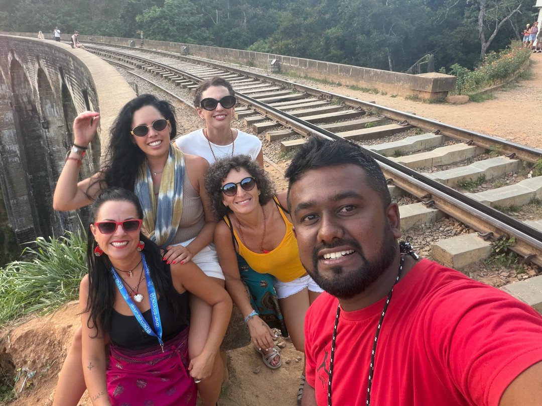 Sanju Ceylon Tours & Taxi-吉利托必去景点